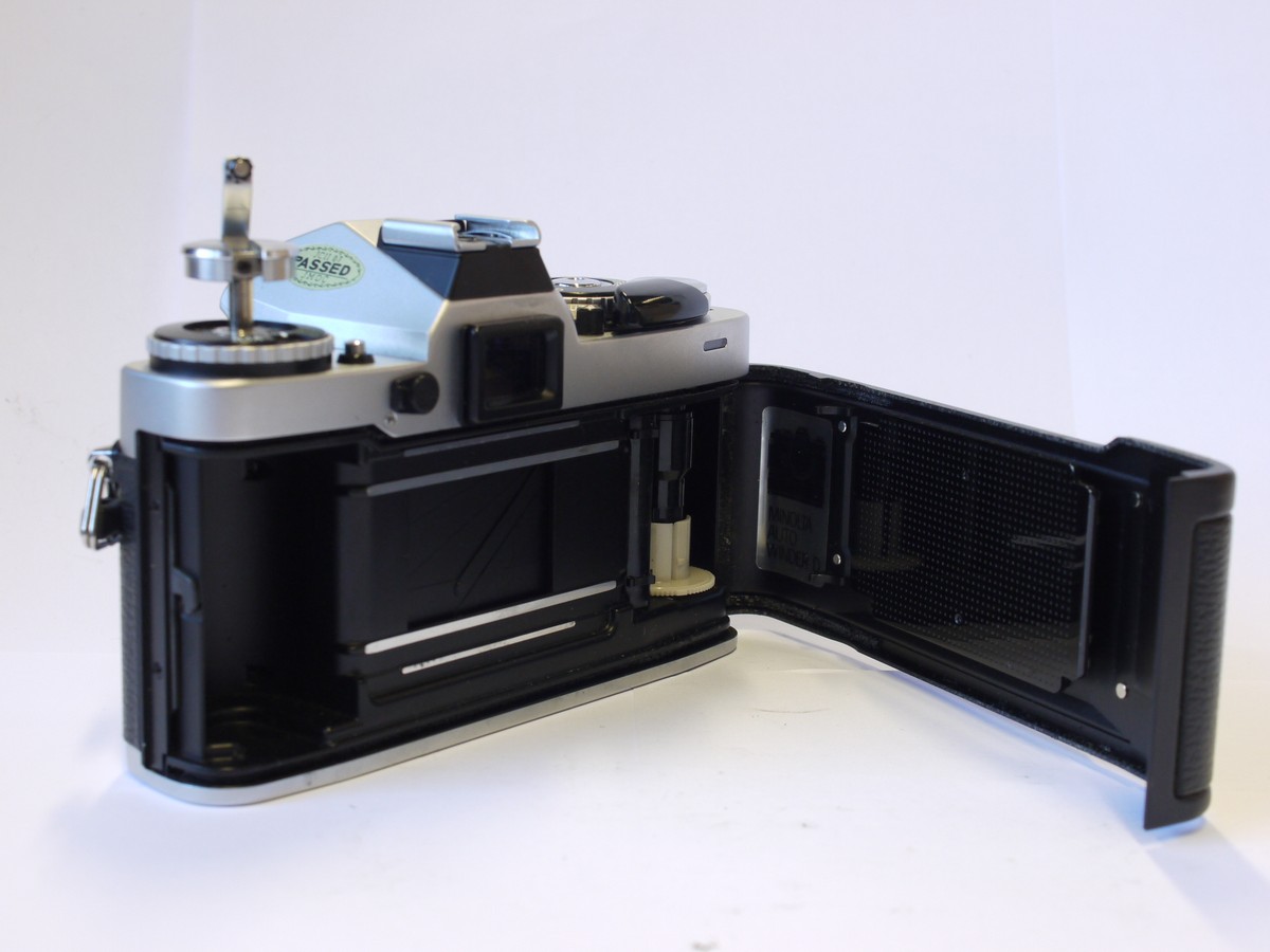 mwclassiccameras-20231124-115 Minolta XD7 chrome 35mm SLR body (as Programm, Aertire Priorit & manualk exposure control
