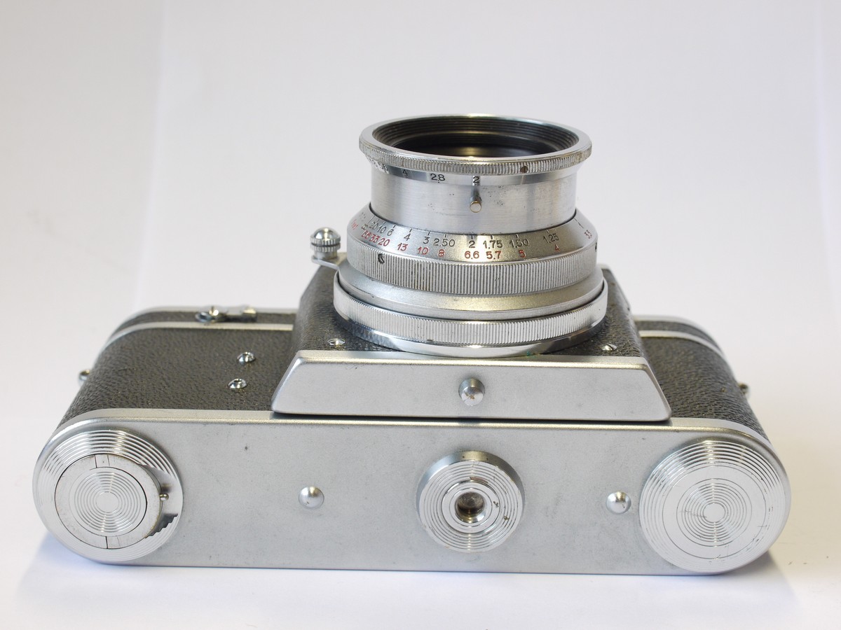 mwclassiccameras-20231124-53 Rectaflex Standard 1300 35mm SLR, chrome + Schneider 50mm f2 Xenon interchangeabe lens & ASVOP adjustable metal lens hood