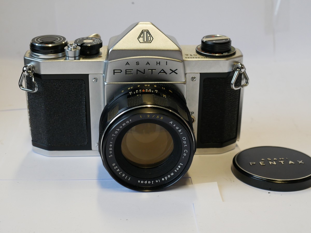 mwclassiccameras-20231201-47 Pentax S1A 35mm SLR + 55mm f2 Super Takumar M42 screw mount, with Pentax front cap. NON-WORKING CAMERA