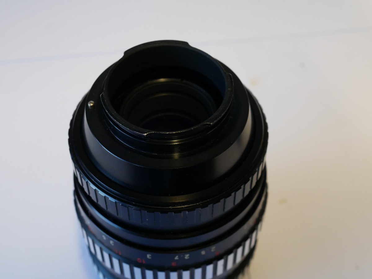 mwclassiccameras-20231201-83 Meyer Optik 135mm f2.8 Orestor manual focus pre-set Exakta mount lens + caps