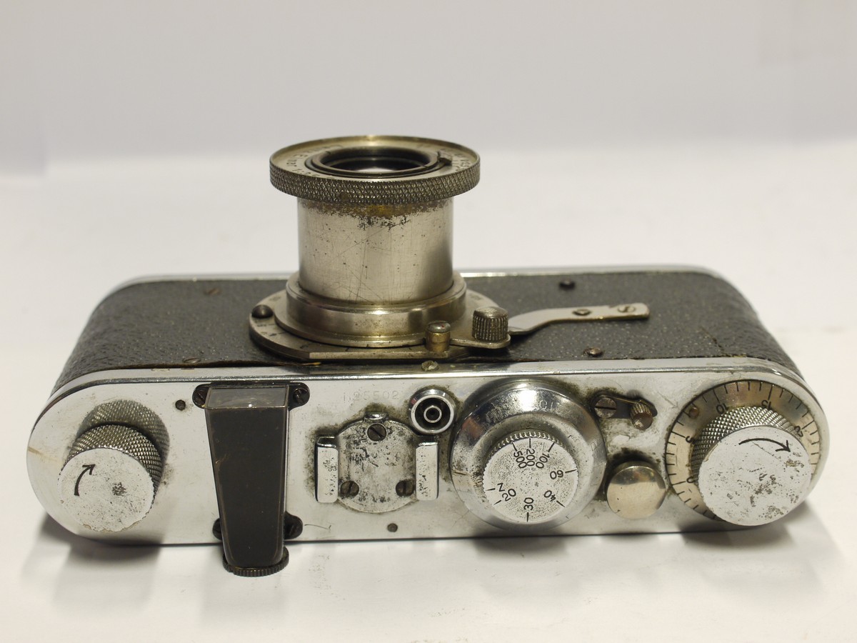 mwclassiccameras-20231208-299 Leica I Model A (No.5502) with mushroom shutter release & 50mm f3.5 Elmar. Modified, reskinned & with paint stripped, but apparently mostly original parts