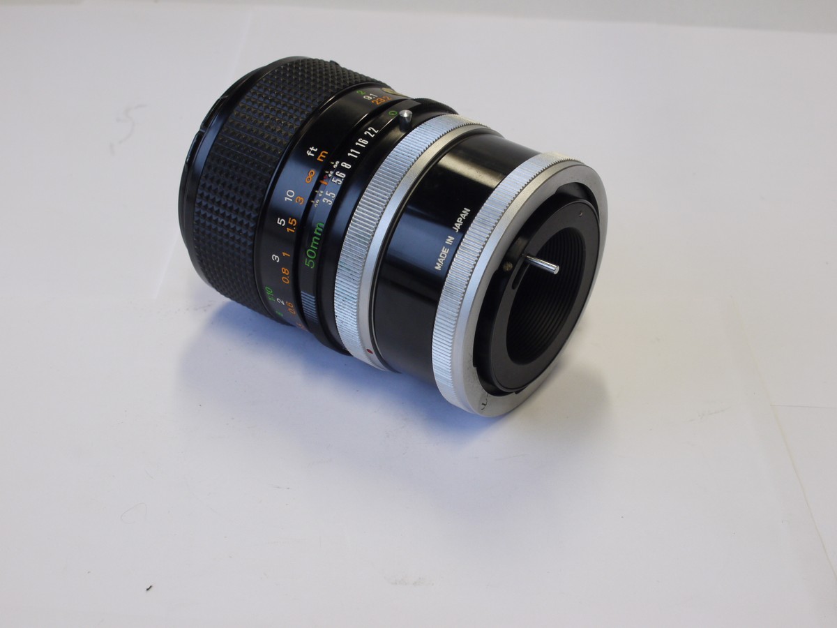 mwclassiccameras-20240105-141 Canon 50mm f3.5 SSC MACRO manual focus FD lens + Canon Life Size Adapter tube, both in breechlock mount + Canon front cap