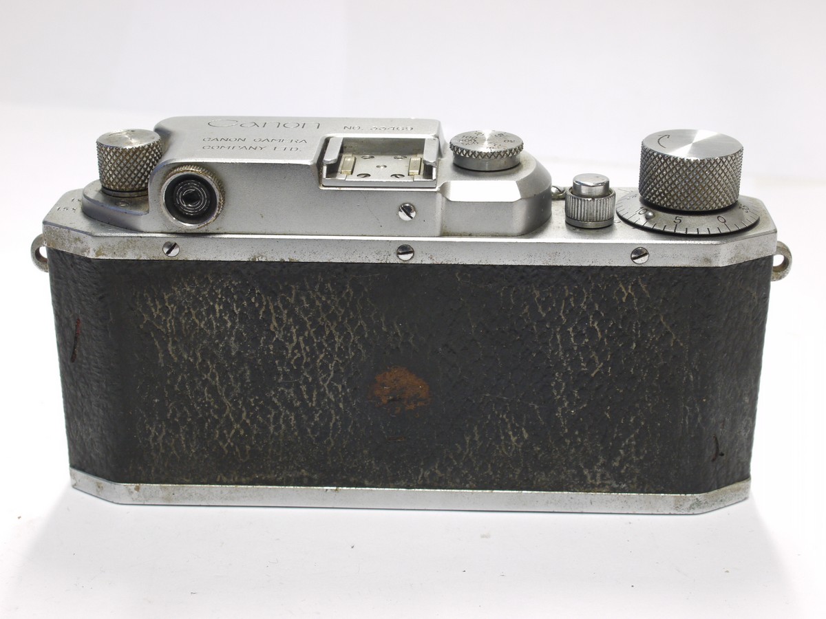 mwclassiccameras-20240112-264 Canon IIB Leica Copy body c1949-52 (No.33469), Made in Occupied Japn instribed on baseplate