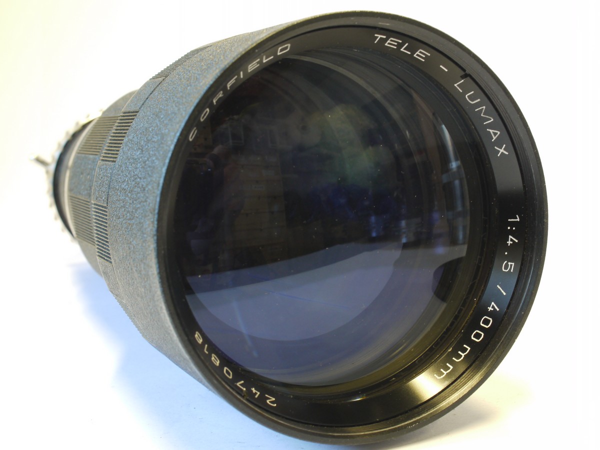 mwclassiccameras-20240119-205 Corfield 400mm f4.5 Tele-Lumax lens, made in West Germany, in M42 screw mount + caps. Lens mount rotates & locks in place. RARE, only a few made