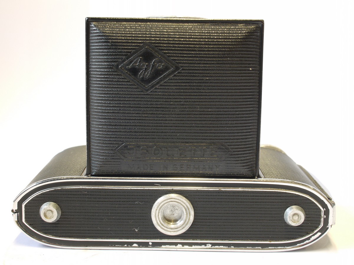 mwclassiccameras-20240126-129 Agfa Isolette 6x6 folding camera with 8.5cm f4.5 Apotar uncoated lens in Compur-Rapid shutter