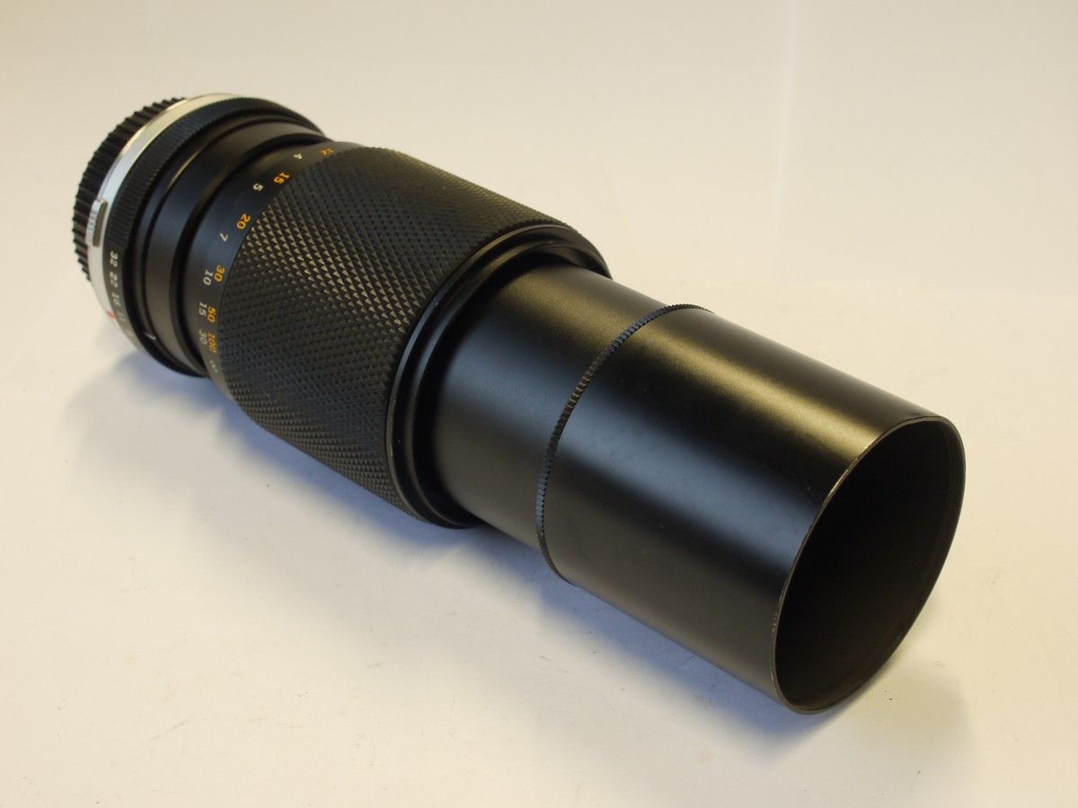 mwclassiccameras-20240126-326 Olympus 100-200mm f5 S Zuiko Auto-Zoom OM mount lens + Olympus caps