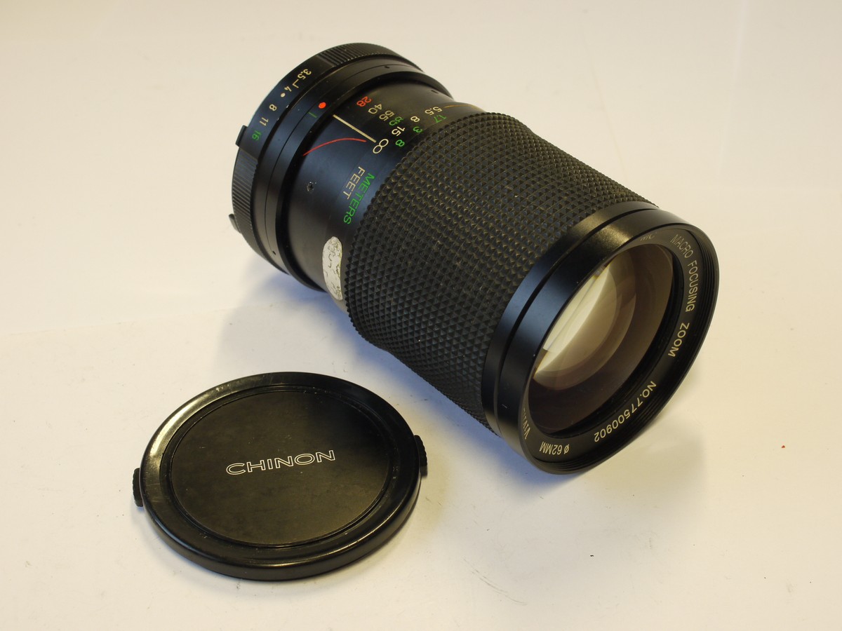 mwclassiccameras-20240126-340 Vivitar 28-85mm f3.5-4.5 MC Zoom lens in Minolta MD mount