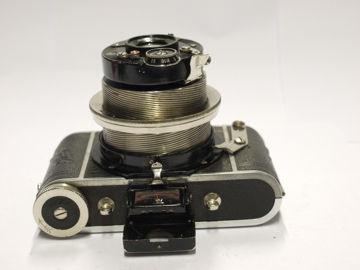 mwclassiccameras-20240126-450 Ihagee Parvola 4x6.5cm on 127 camera c1931with 70mm f4.5 helical telscoping lens + makers case. COLLECTABLE EXAMPLE