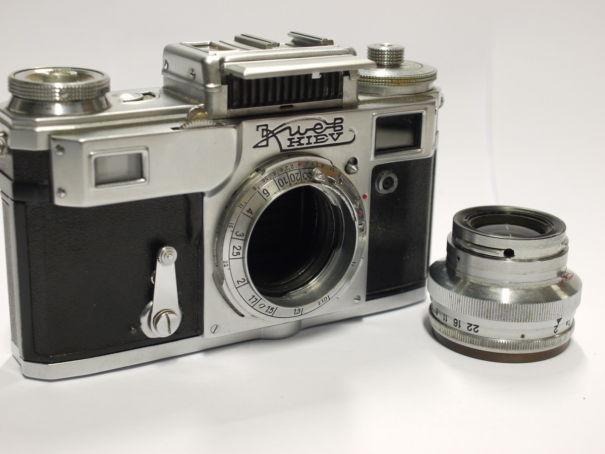 mwclassiccameras-20240126-550 Kiev 4 35mm coupled rangefinder selenium metered camera + 5cm f2 Jupiter-8M lens