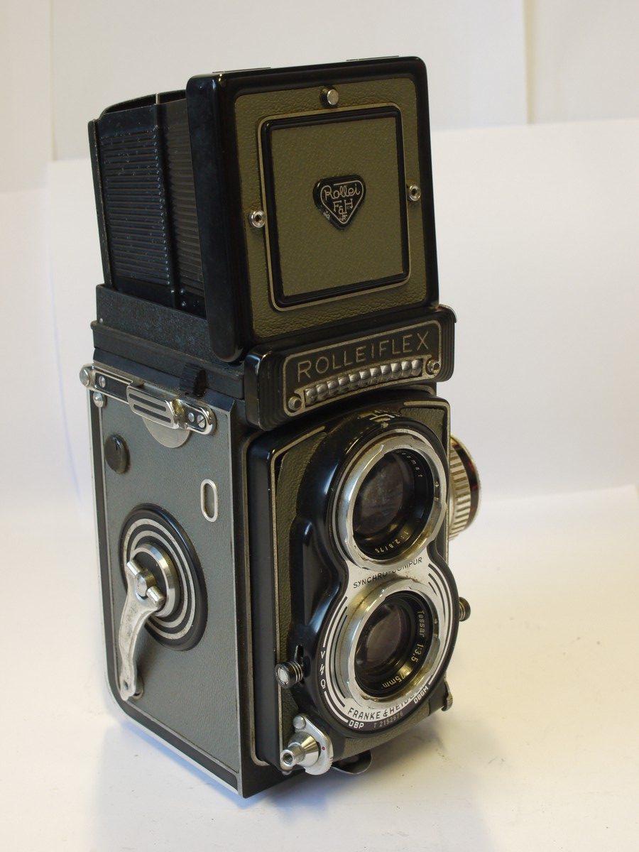 Rolleiflex T Grey 6×6 TLR, metered, with 75mm f3.5 Tessar coated