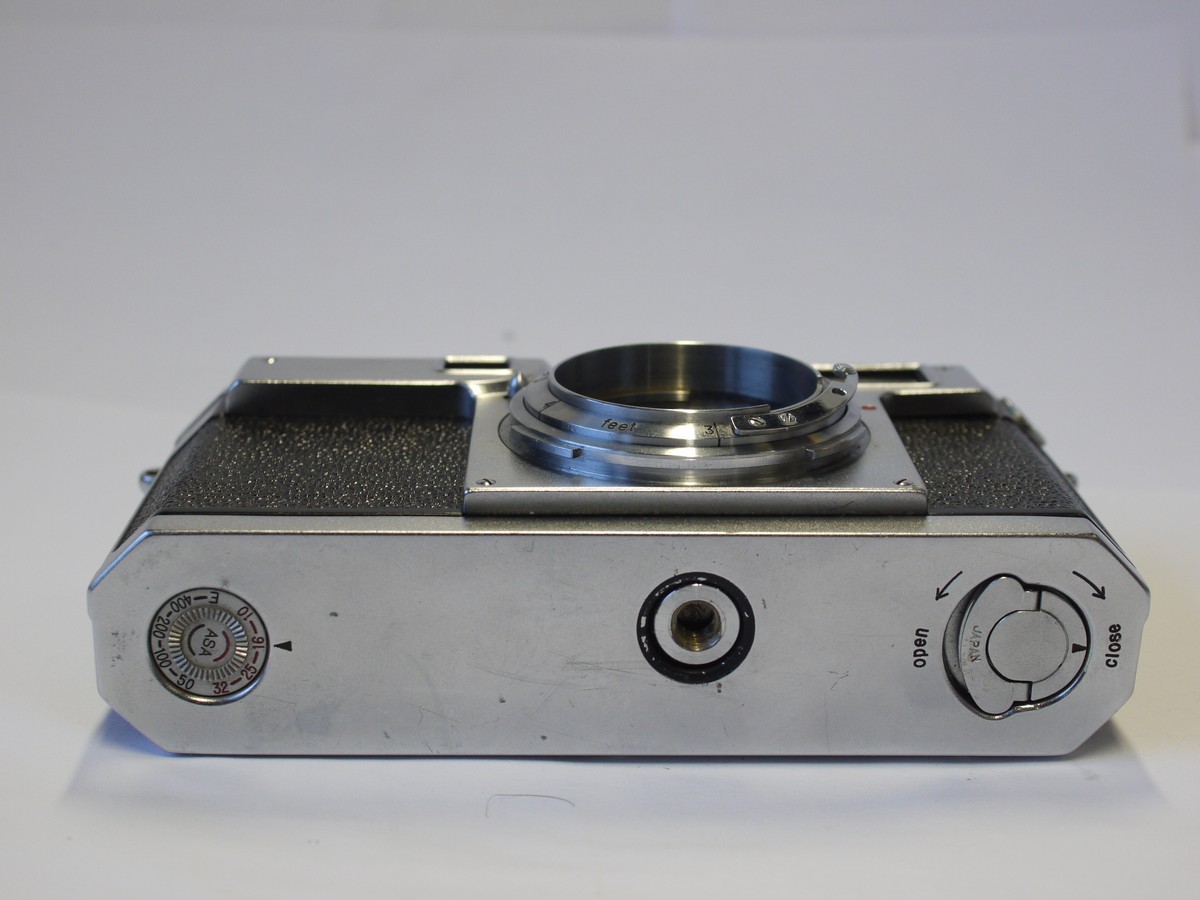 mwclassiccameras-20240209-284 Nikon S2 lever-wind 35mm coupled rangefinder camera body (No.6175651)