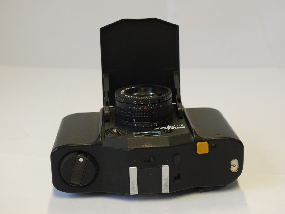 mwclassiccameras-20240209-88 Minox 35GT 35mm folding camera with 35mm f2.8 Color Minotar lens. NON-WORKING, SUITABLE FOR SPARE PARTS/REPAIR