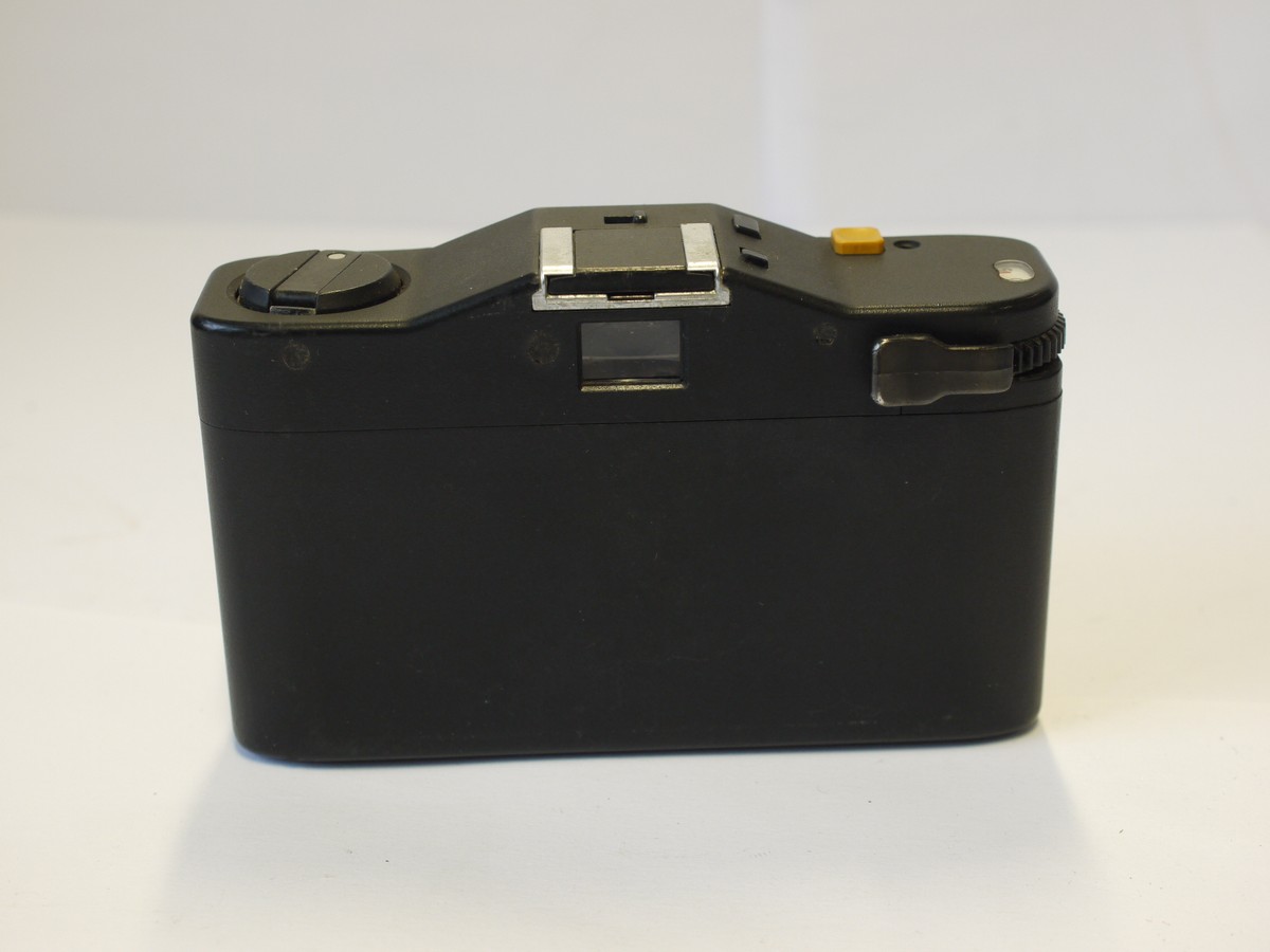 mwclassiccameras-20240209-89 Minox 35GT 35mm folding camera with 35mm f2.8 Color Minotar lens. NON-WORKING, SUITABLE FOR SPARE PARTS/REPAIR