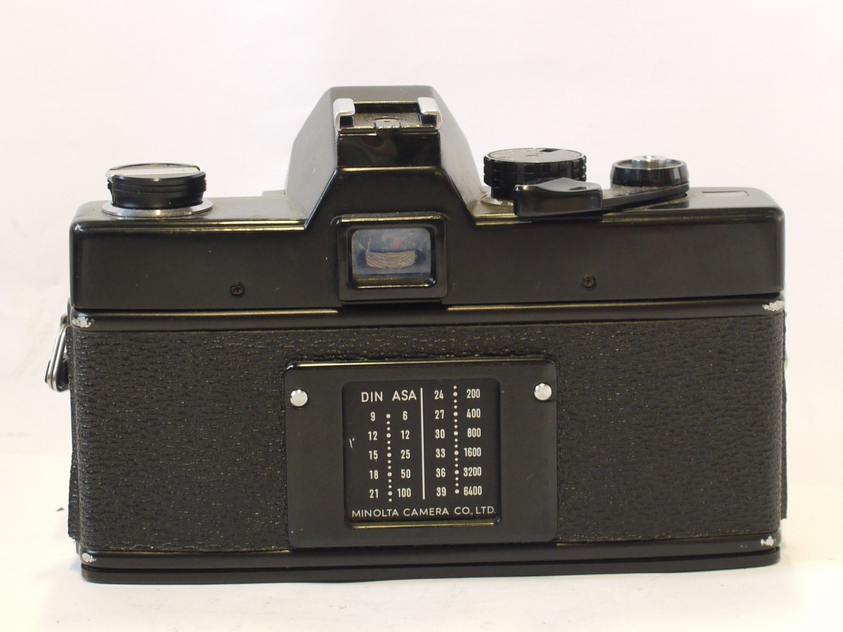 mwclassiccameras-20240216-29 Minolta SRT101b BLACK 35mm SLR body