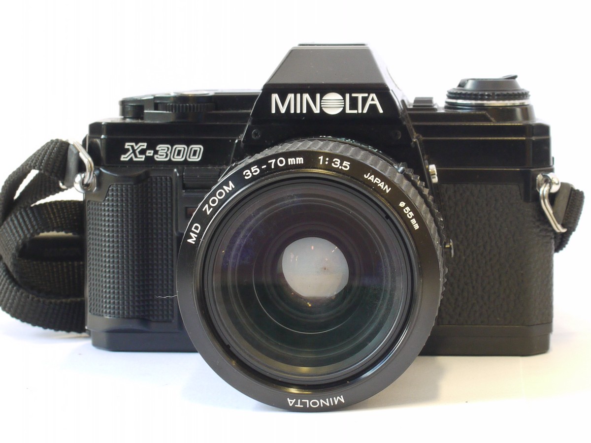 mwclassiccameras-20240216-337 Minolta X-300 35mm SLR + Minolta 35-70mm f3.5 MD Zoom, with Minolta front cap & Neck Strap