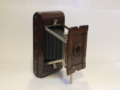 Kodak No.Hawkette Patterned Brown Bakelite 4-strut-folding camera