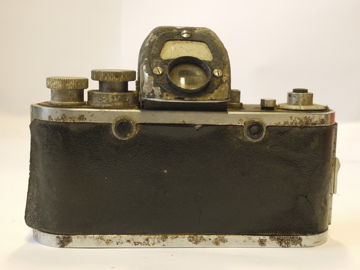 mwclassiccameras-20240405-324 Alpa Prisma Reflex 35mm SLR body with prism finder. SUITABLE FOR SPARE PARTS