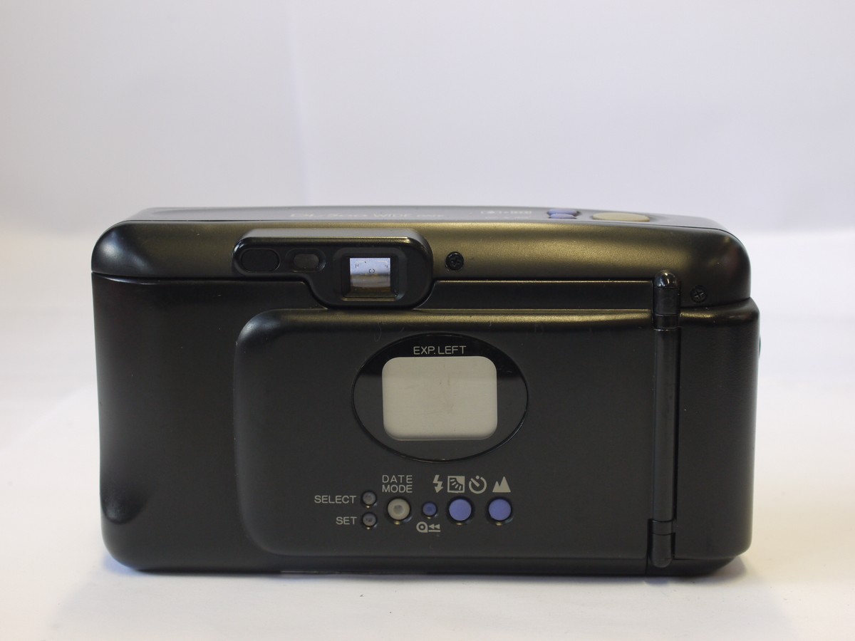 mwclassiccameras-20240405-64 Fuji DL-500 Wide Date 35mm Compact Autofocus Point-&-Shoot camera, Black, with 28/45mm Dual lens + Case. NON-WORKING