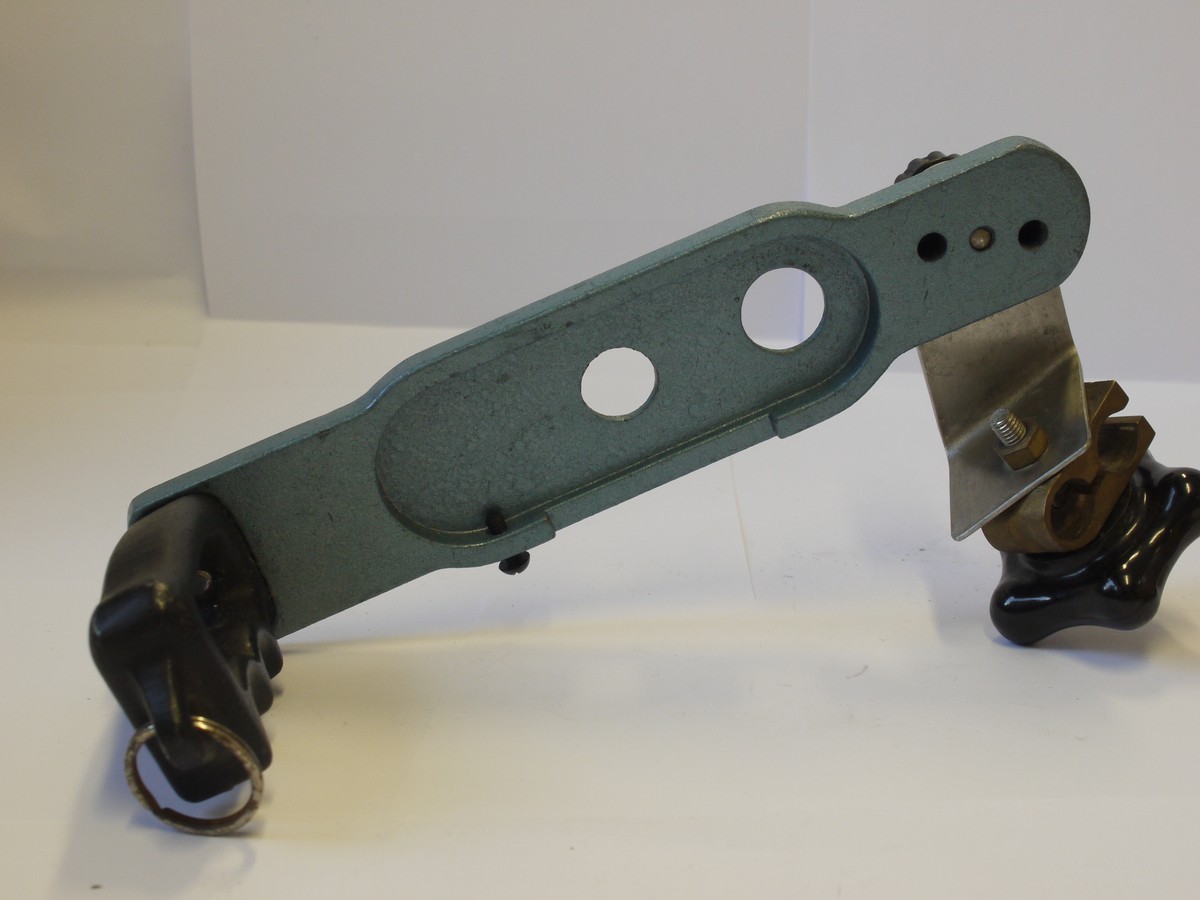mwclassiccameras-20240419-447 Giddings/Felgen large heavy metal camera bracket/holder, blue hammered metal finish, with metal hand grip