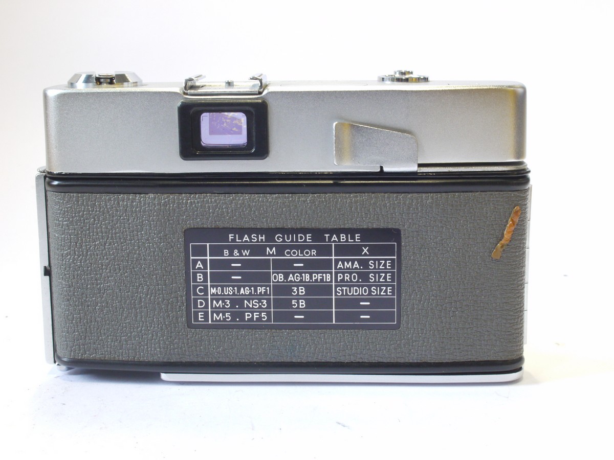 mwclassiccameras-20240503-336 Minolta Uniomat Selenium metered Coupled Rangefinder camera with 45mm f2.8 Rokkor lens