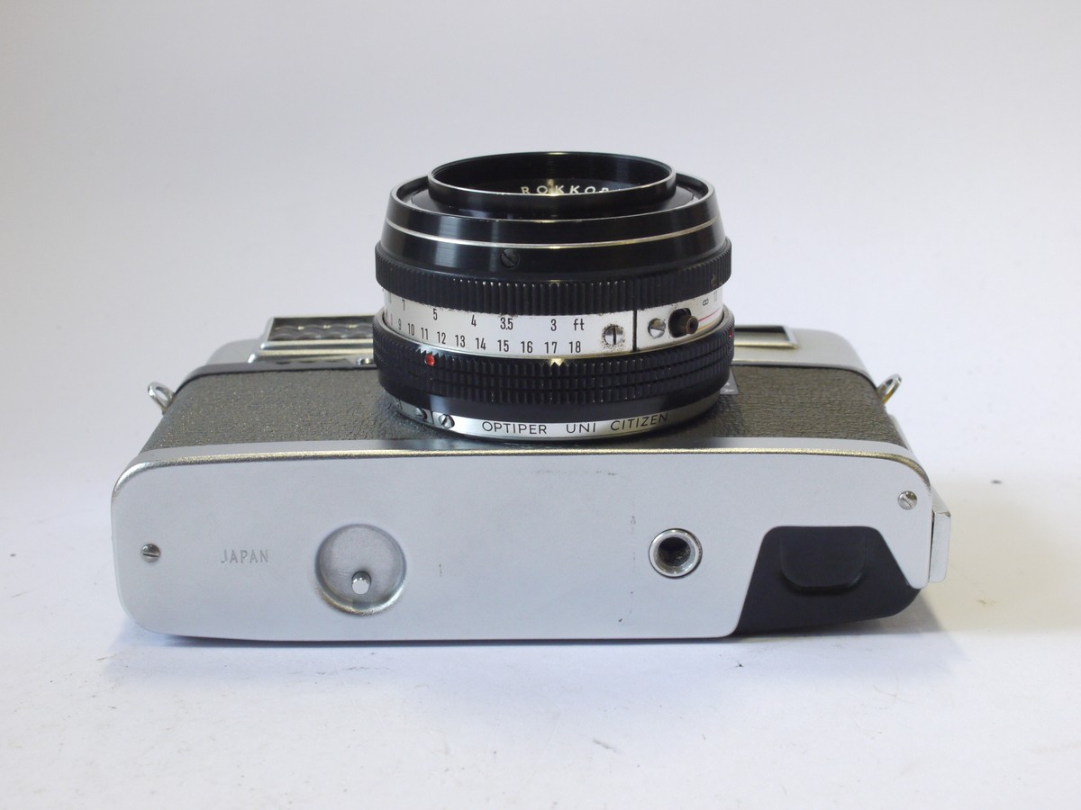 mwclassiccameras-20240503-338 Minolta Uniomat Selenium metered Coupled Rangefinder camera with 45mm f2.8 Rokkor lens