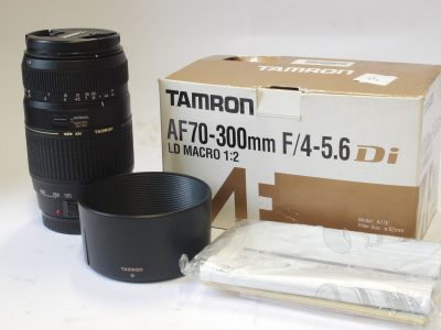 Tamron AF 70-300mm f4-5.6 Di LD Macro 1:2 lens in Canon EF mount + Canon lens hood, caps, instructions & Box