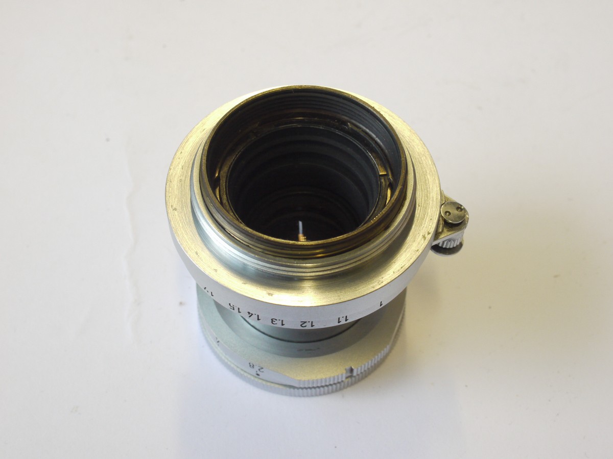 mwclassiccameras-20240510-146 Leitz 5cm f2.8 Elmar-L39 chrome collapsible lens (No.1550752) + Leitz front cap