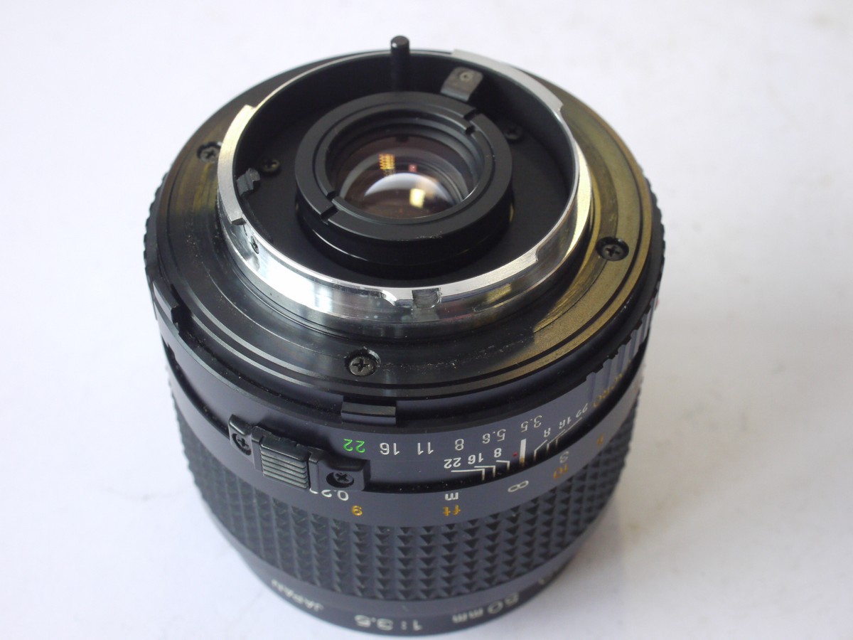 mwclassiccameras-20240524-121 Minolta 50mm f3.5 MD Macro manual focus MD lens + Minolta caps & pouch case