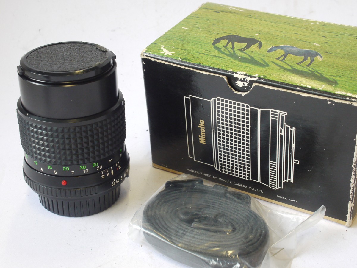 mwclassiccameras-20240524-122 Minolta 135mm f3.5 MD Tele Rokkor manual focus MD mount lens + caps & Box