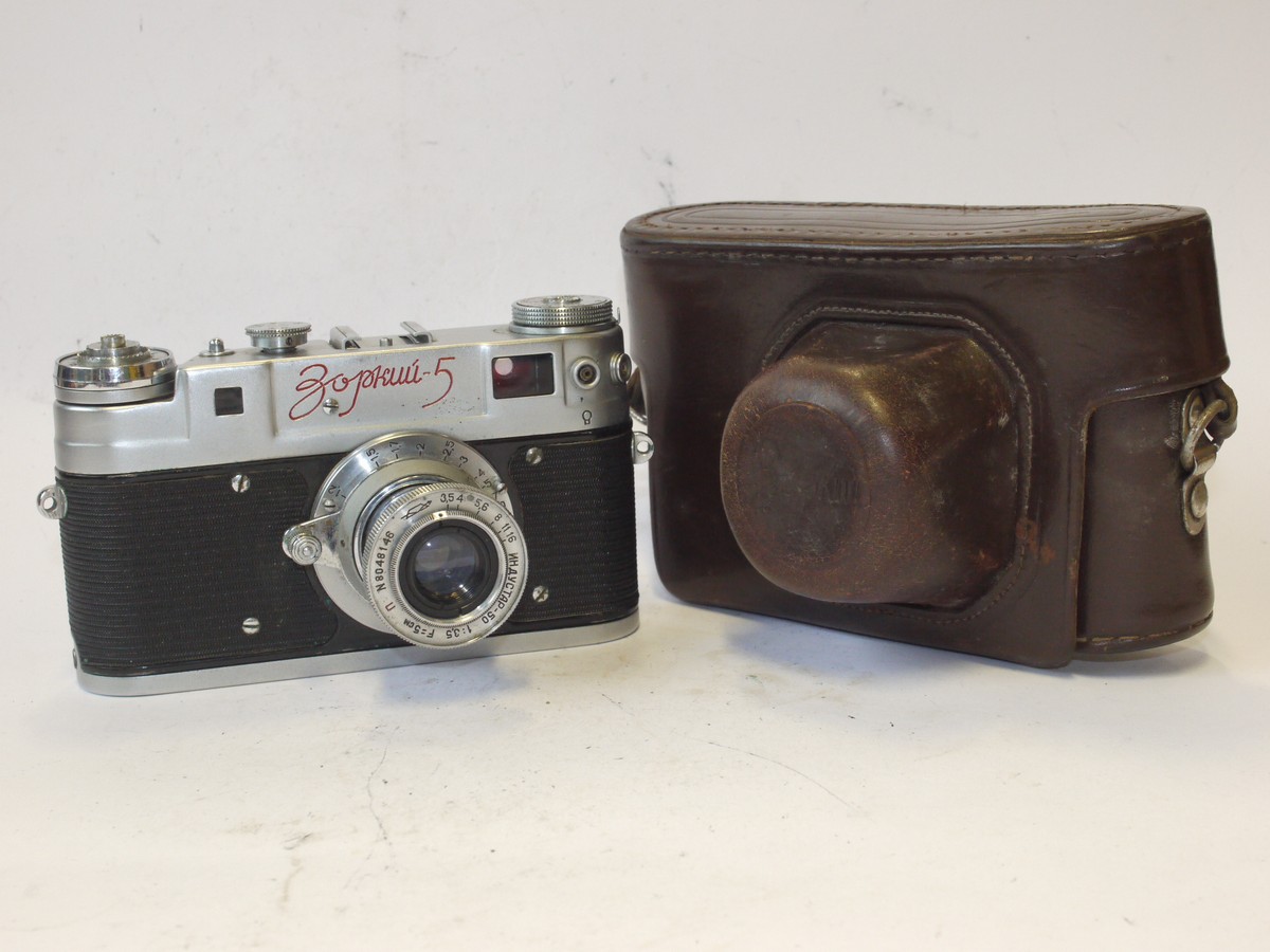 mwclassiccameras-20240531-1 KMZ Zorki-5 Leica Copy + 50mm f3.5 Industar-50 coated collapsible lens L39 RF coupled + ER case