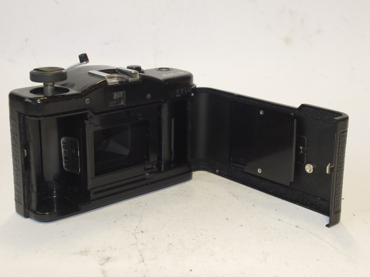 mwclassiccameras-20240531-159 Cosina CX-1 35mm manual compact camera with zone focusing & 33mm f3.5 Cosinon ens with swivelling lens cover.