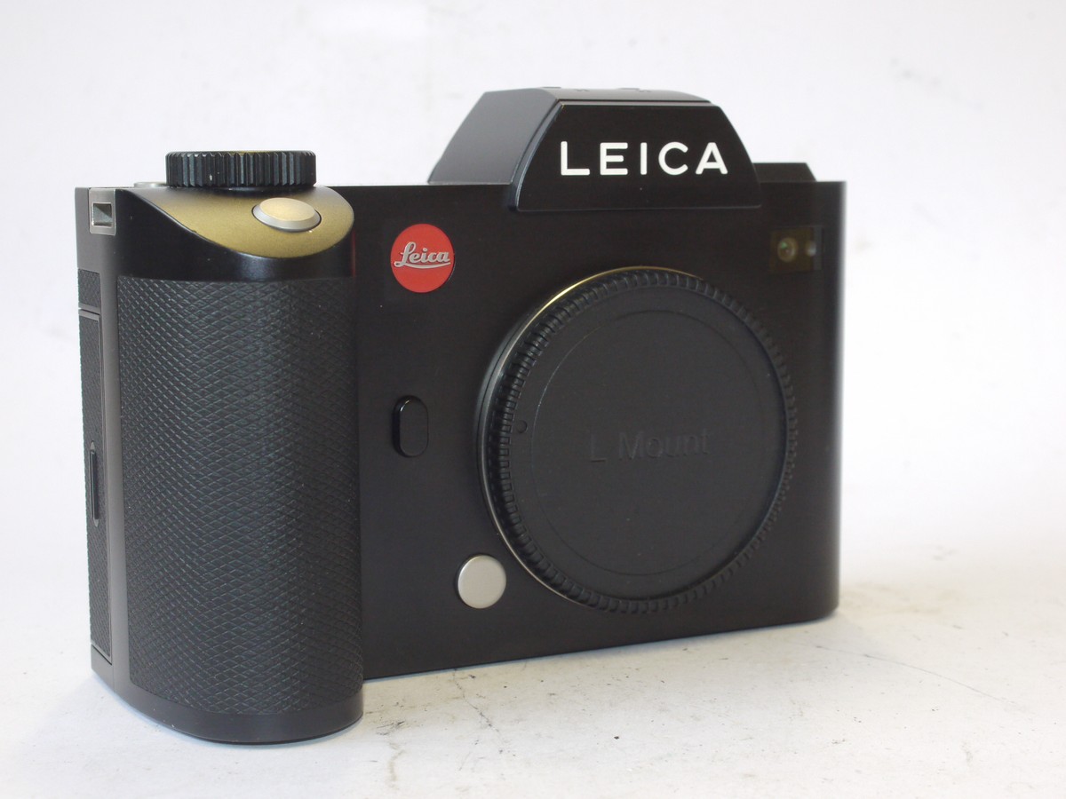 mwclassiccameras-20240531-232 Leica SL Type 601 24MP Digital Mirrorless camera body, with body cap, Leica Battery, BC-SCL4 Charger, leads, instructions & matching numbered box with packaging