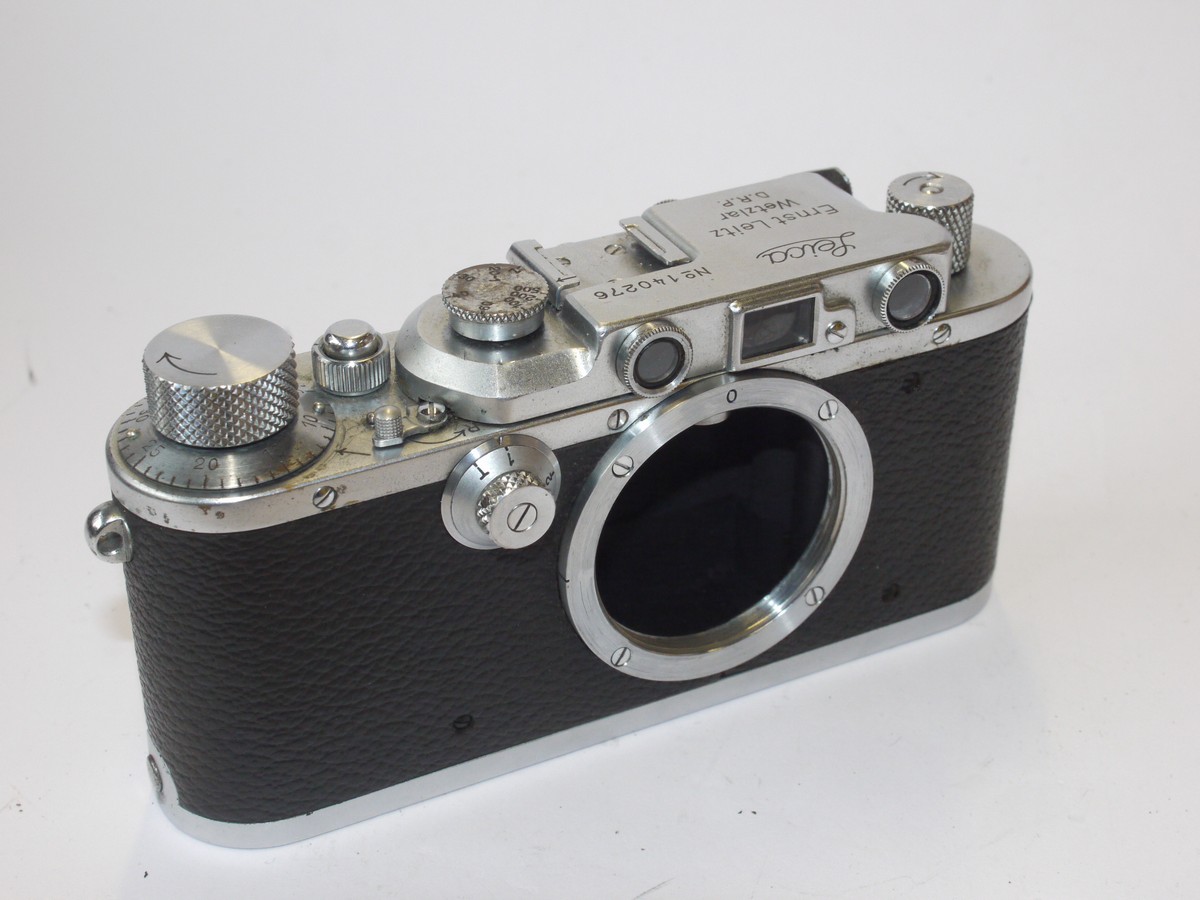 mwclassiccameras-20240607-126 Leica III bright chrome body (No.140276) with Spool. Has added rear top flash synch socket