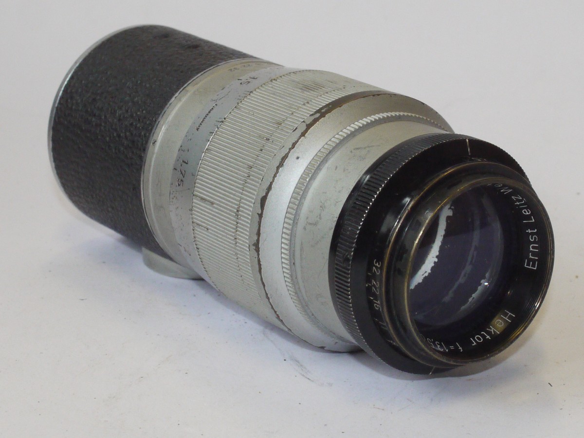 mwclassiccameras-20240607-164 Leitz 13.5cm f4.5 Hektor-L39 coated ens with black front & chrome barrel, with vulcanite covering (No.715484)