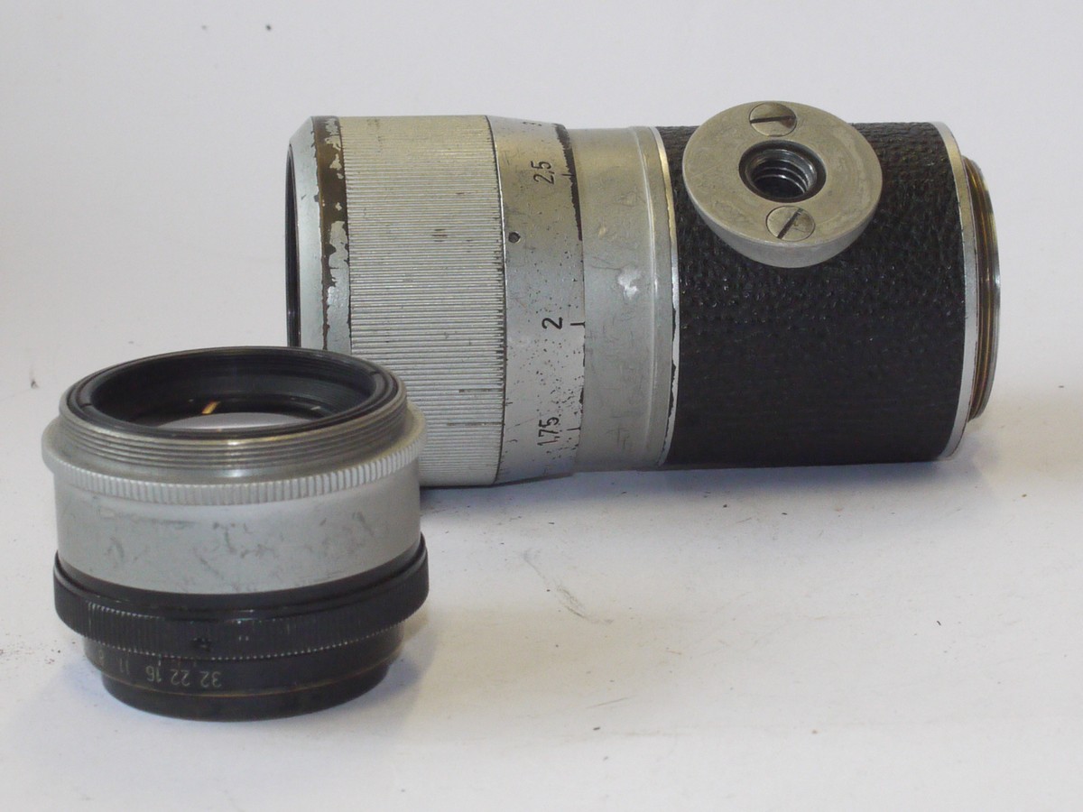 mwclassiccameras-20240607-166 Leitz 13.5cm f4.5 Hektor-L39 coated ens with black front & chrome barrel, with vulcanite covering (No.715484)