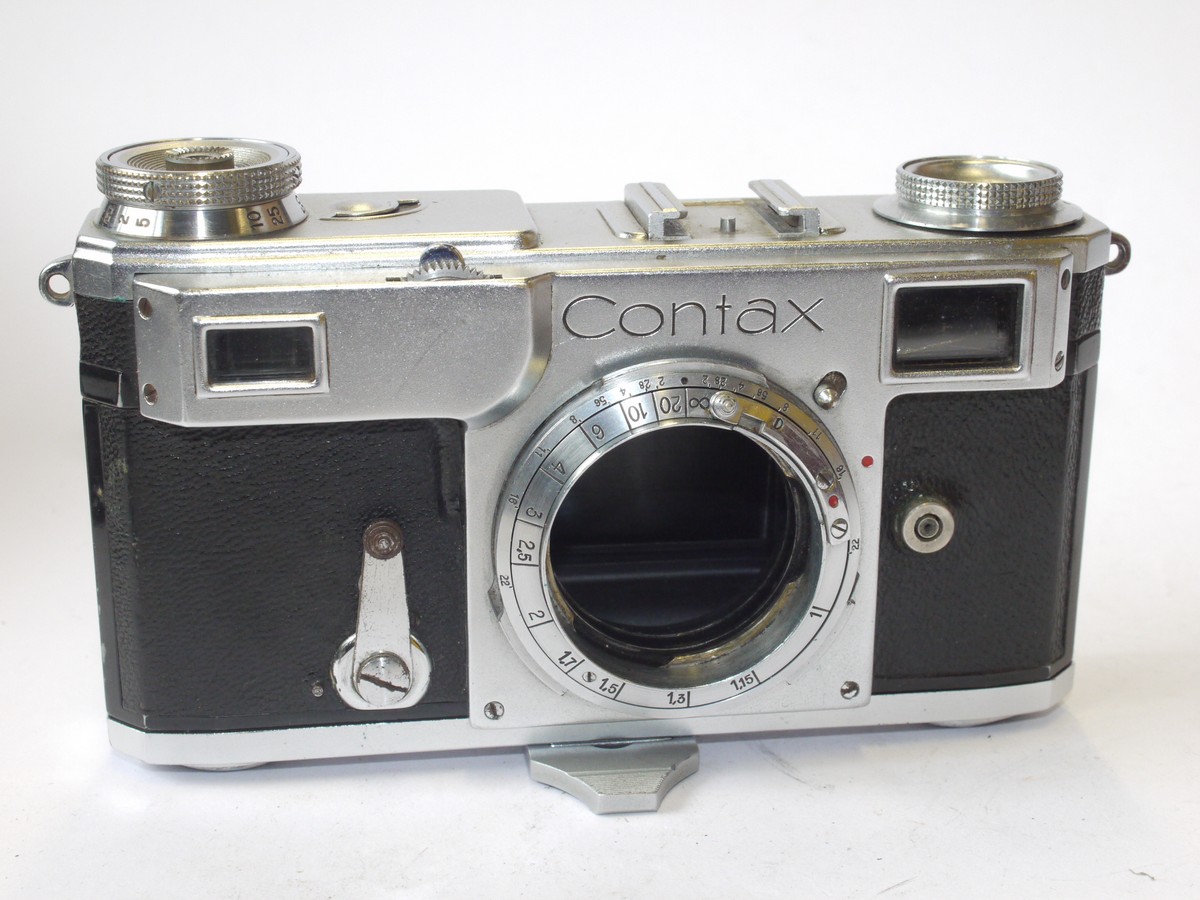 mwclassiccameras-20240607-191 Zeiss Ikon Contax II body (Pre-War). NON-WORKING