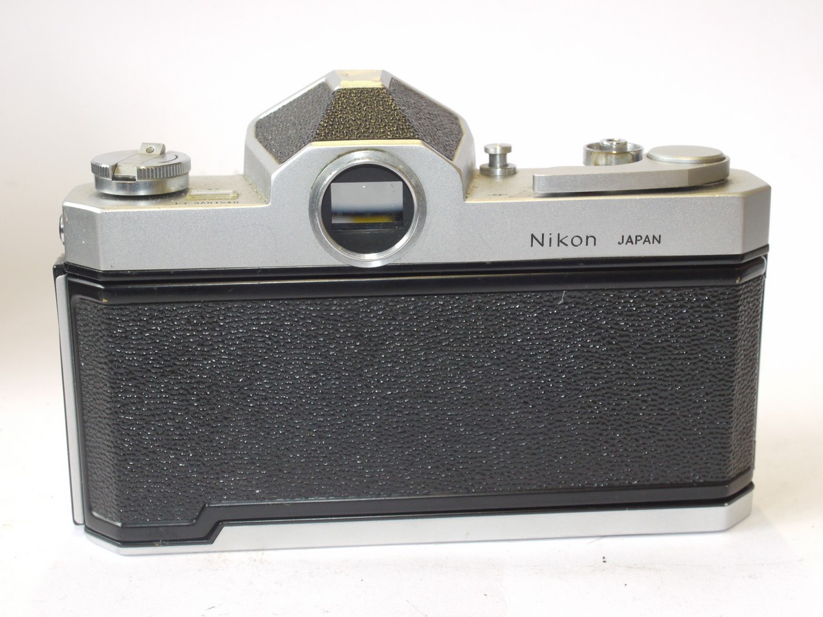 mwclassiccameras-20240607-203 Nikon Nikomat FTN 35mm SLR body, chrome. NON-WORKING SHUTTER