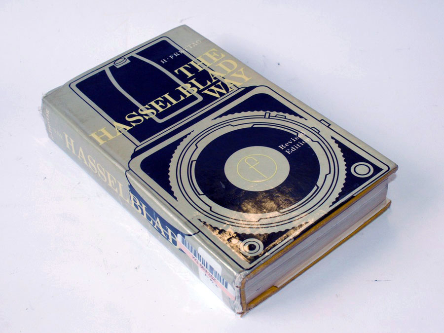 mwclassiccameras-20240705-162 The Hasselblad Way, book by H Freitag c1974. Hardback with dust cover. 424 pages in English