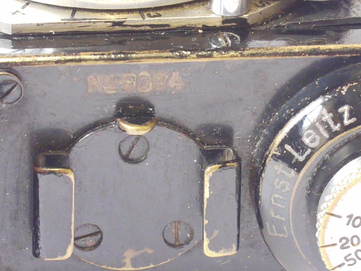 mwclassiccameras-20240726-68 Leica I Model A 4-digit Serial Number (No.9084) c1928 with Mushroom shutter Release, CLOSE-FOCUS Version (down to 1.5 feet), with 50mm f3.5 Elmar lens.. UNCOMMON