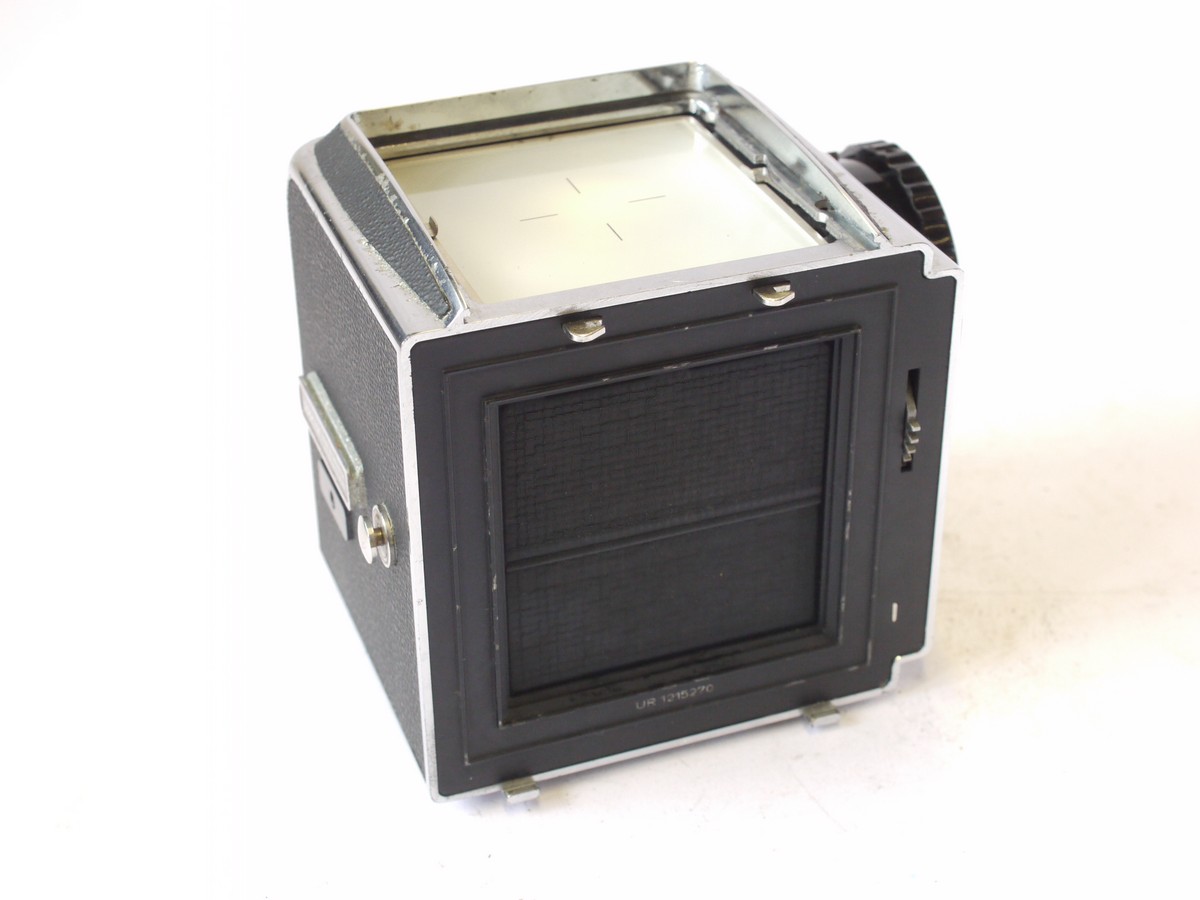 mwclassiccameras-20240802-107 Hasselblad 500C/M Body, with focusing screen, body cap, Original Instructions & Makers Box (No.UR1215270) c1978