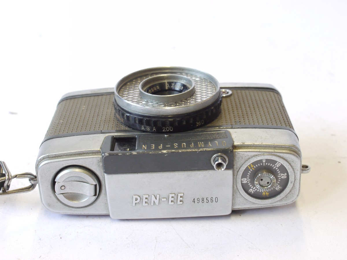 mwclassiccameras-20240802-201 Olympus Pen-EE 35mm half-frame selenium metered camera, with 2.8cm f3.5 D Zuiko + wrsit strap