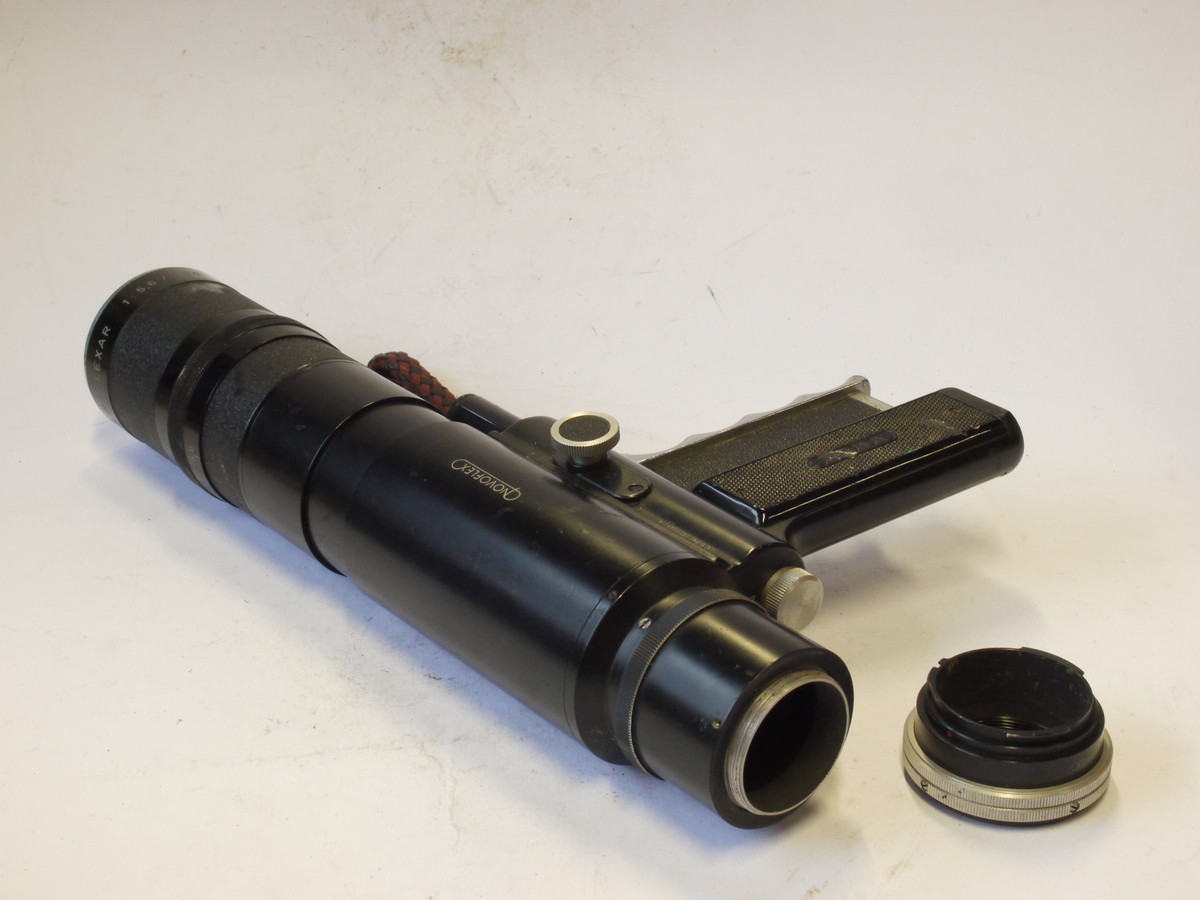 mwclassiccameras-20240809-199 Novoflex 300mm f5.6 Noflexar lens, complete with barrel, pistol focusing grip, lens hood & Minolta bayonet mount