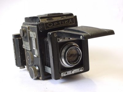 MKK Optika Model II-A 6x9 SLR camera with Waist-level finder, Optika 6x7 Rollfilm back & Musashino Koki 10.5cm f3.5 Luminant removable lens . NEEDS RESTORATION/SERVICING