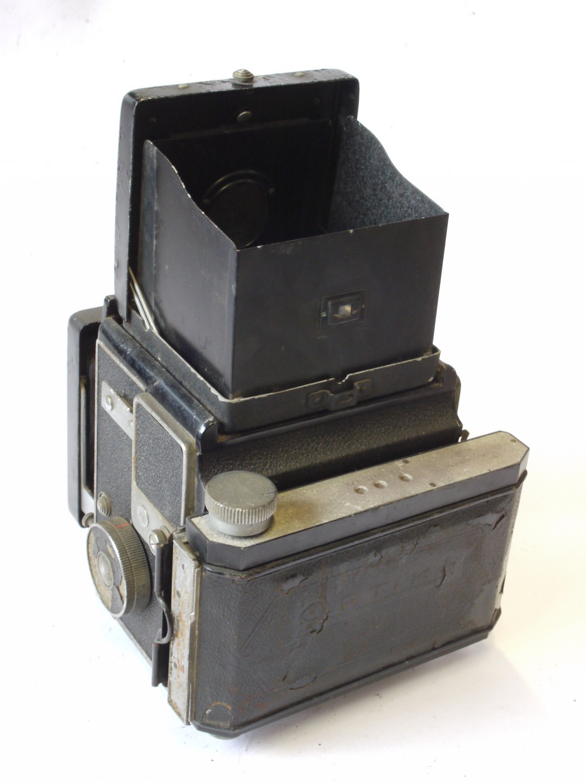 mwclassiccameras-20240816-202 MKK Optika Model II-A 6x9 SLR camera with Waist-level finder, Optika 6x7 Rollfilm back & Musashino Koki 10.5cm f3.5 Luminant removable lens . NEEDS RESTORATION/SERVICING