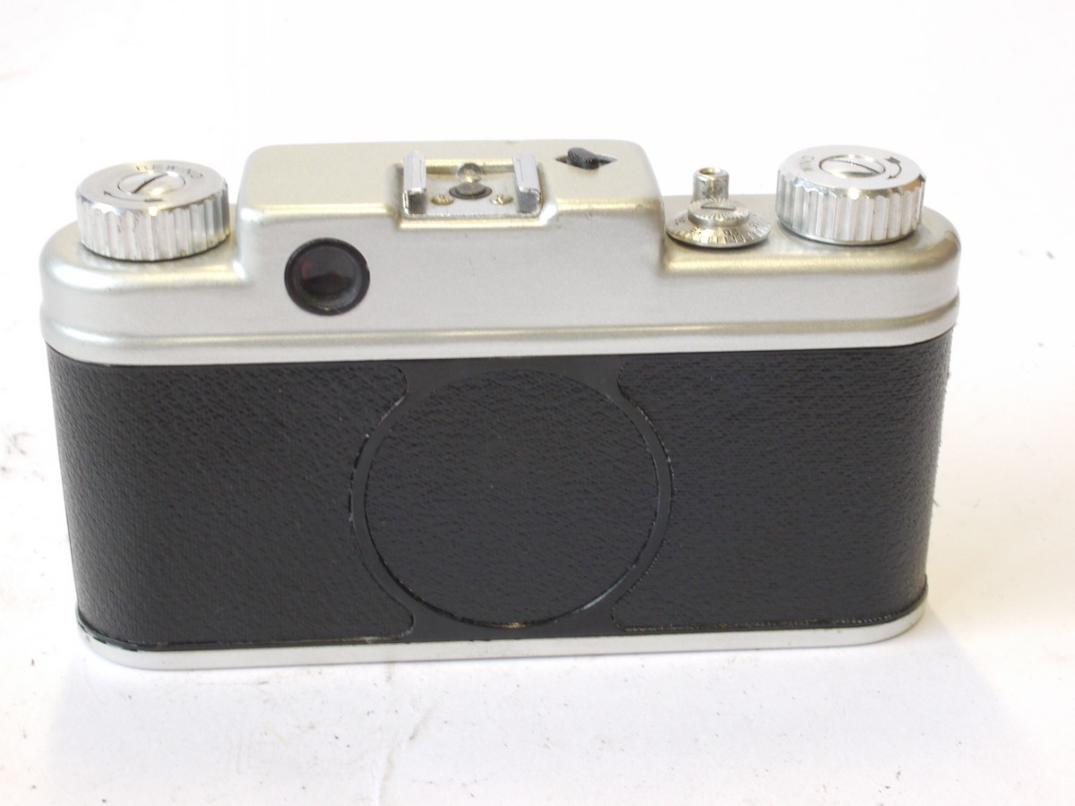 mwclassiccameras-20240816-209 Argus 21 Markfinder camera c1947-52 with bright-line finders for Standard & Telephoto lenses + 50mm f3.5 Cintar interchangeable 39mm screw thread lens (Lens nor compatible with Leica L39) & Case base
