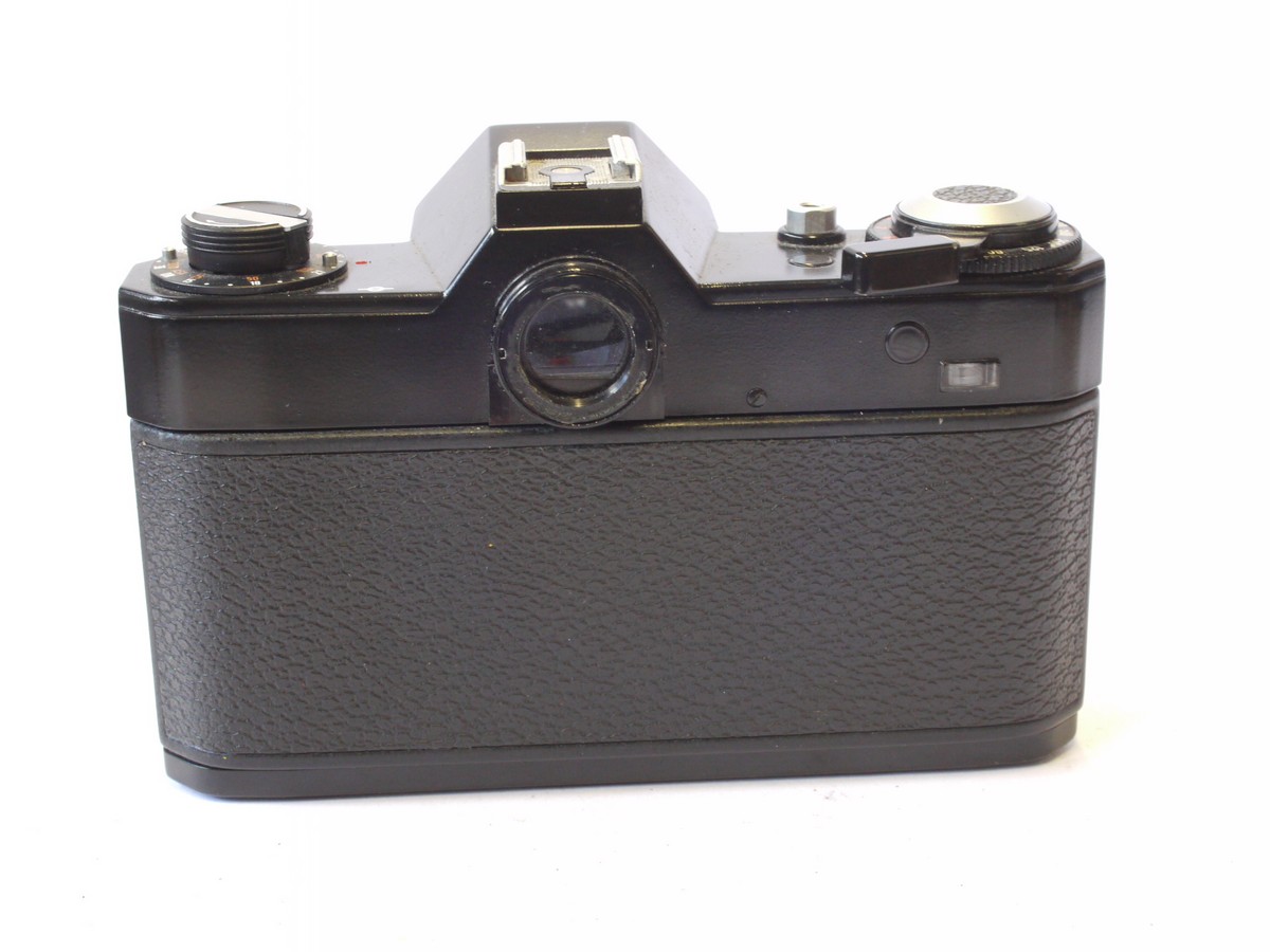 mwclassiccameras-20240816-29 Voigtlander VSL1 35mm SLR body, SL35/QBM bayonet mount