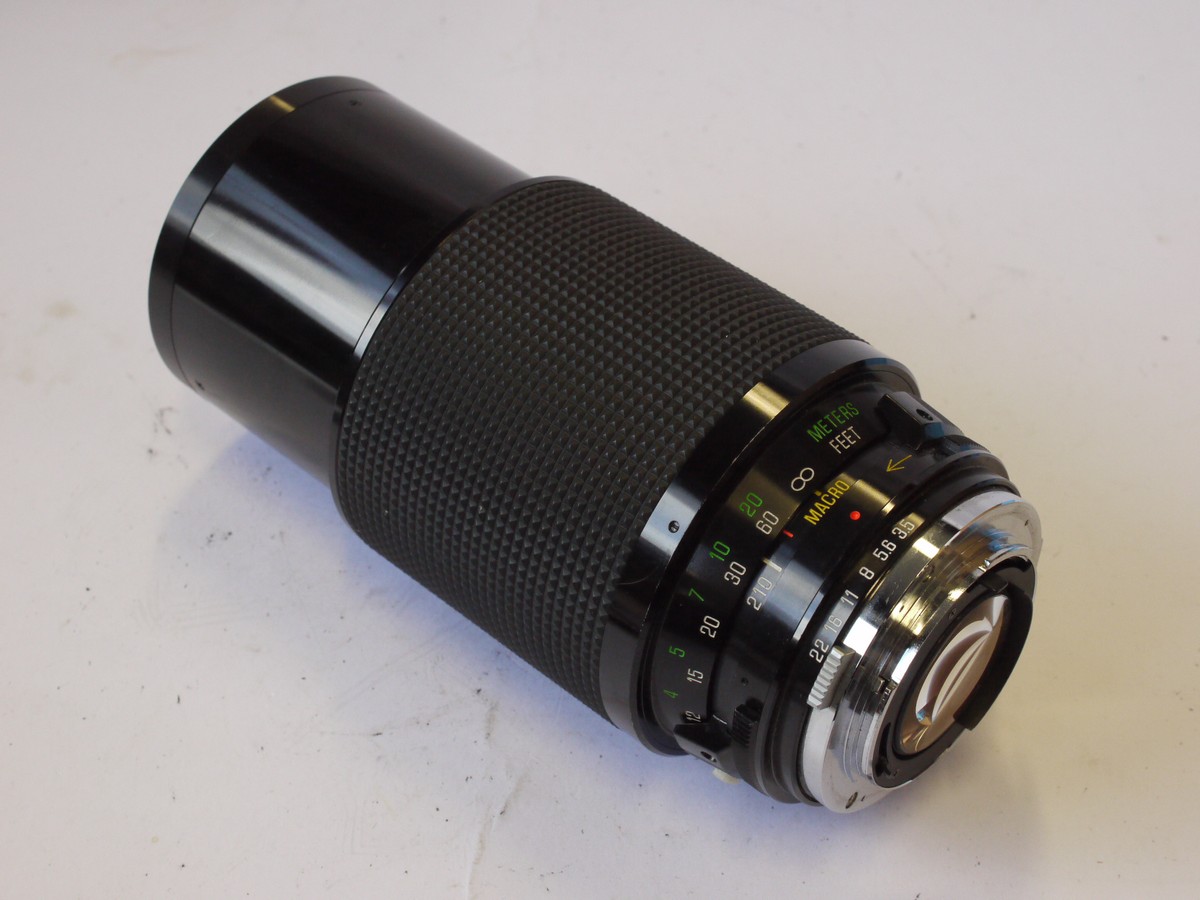 mwclassiccameras-20240823-11 Vivitar Series 1 70-210mm f3.5 Zoom in Olympus OM mount + Hoya filter & rear cap