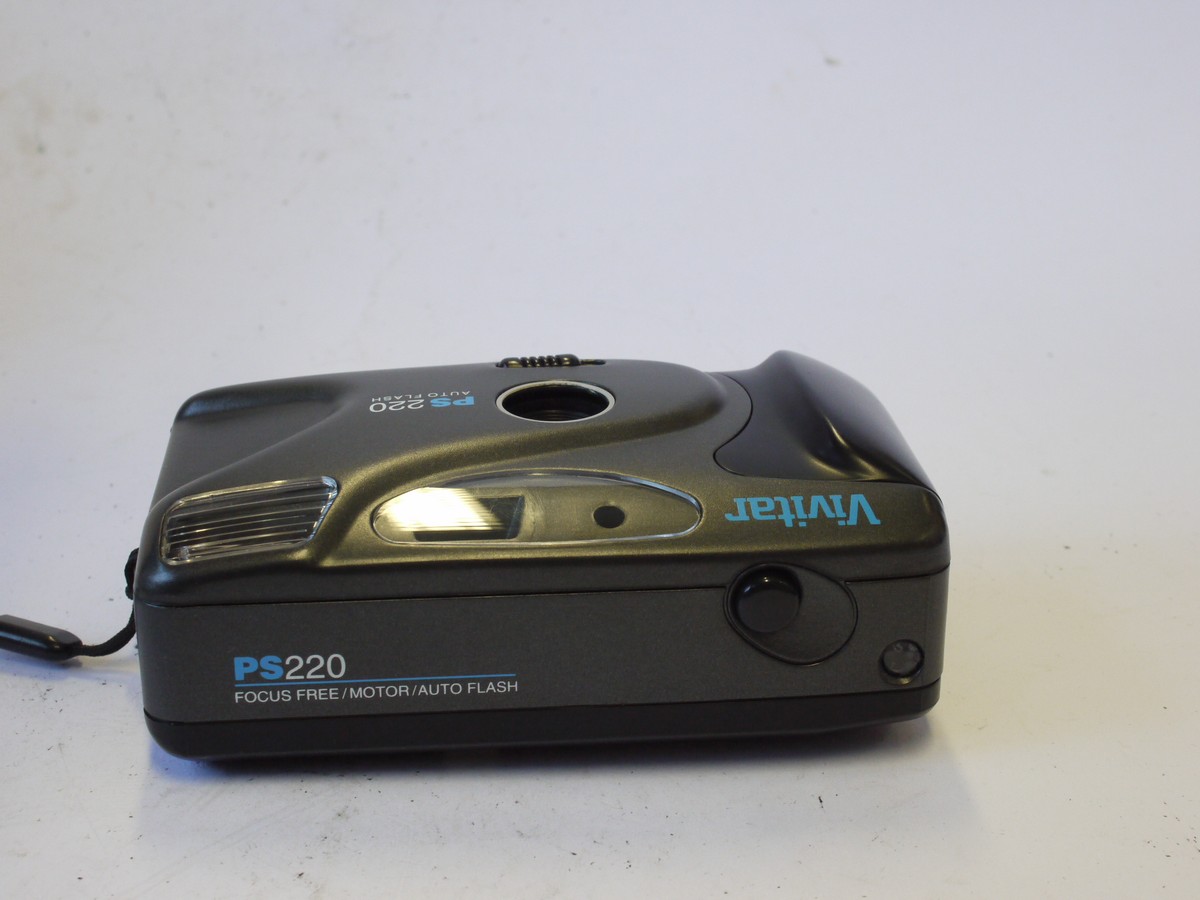 mwclassiccameras-20240823-152 Vivitar PS220 Auto Flash Grey coloured 35mm compact autofocus camera with strap, pouch, two Klick Photoprint 200ASA Colour print films, unused, one selae in its box & Vivitar Box