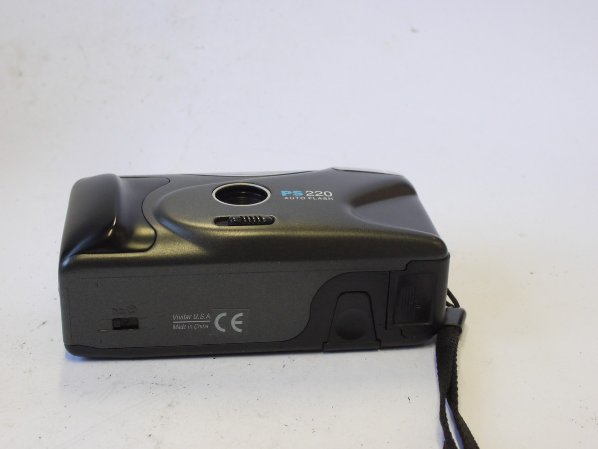 mwclassiccameras-20240823-153 Vivitar PS220 Auto Flash Grey coloured 35mm compact autofocus camera with strap, pouch, two Klick Photoprint 200ASA Colour print films, unused, one selae in its box & Vivitar Box