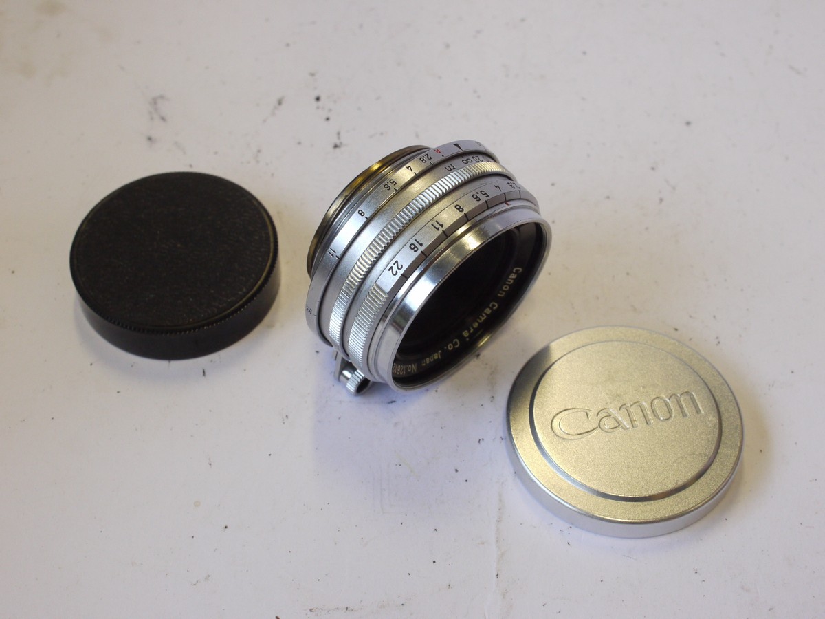 mwclassiccameras-20240823-186 Canon 28mm f2.8 all chrome Leica L39 Rangefinder coupled screw mount